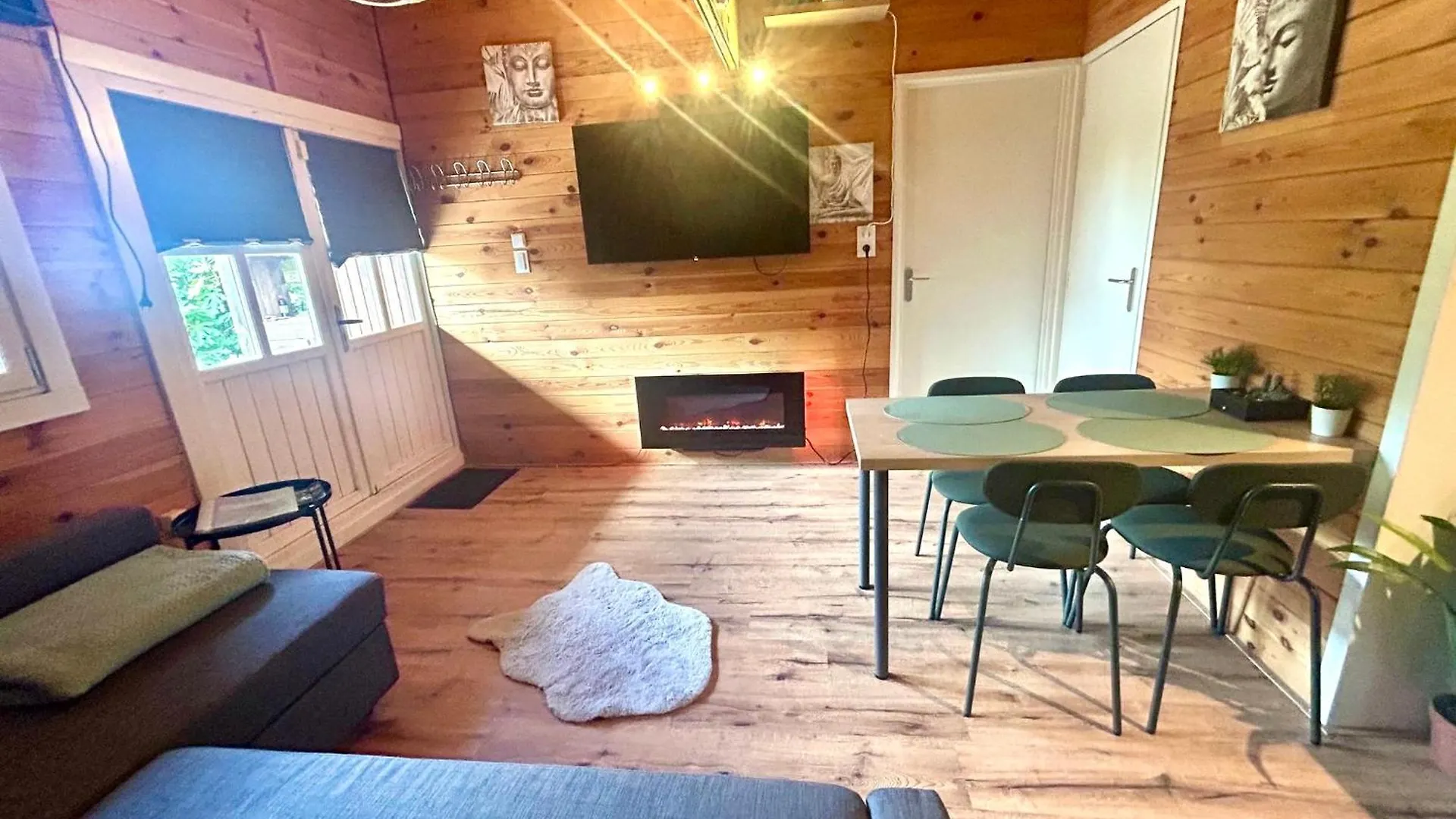 Horská chata Buddha Style Family House & Jacuzzi & Sauna Near Amsterdam Vijfhuizen