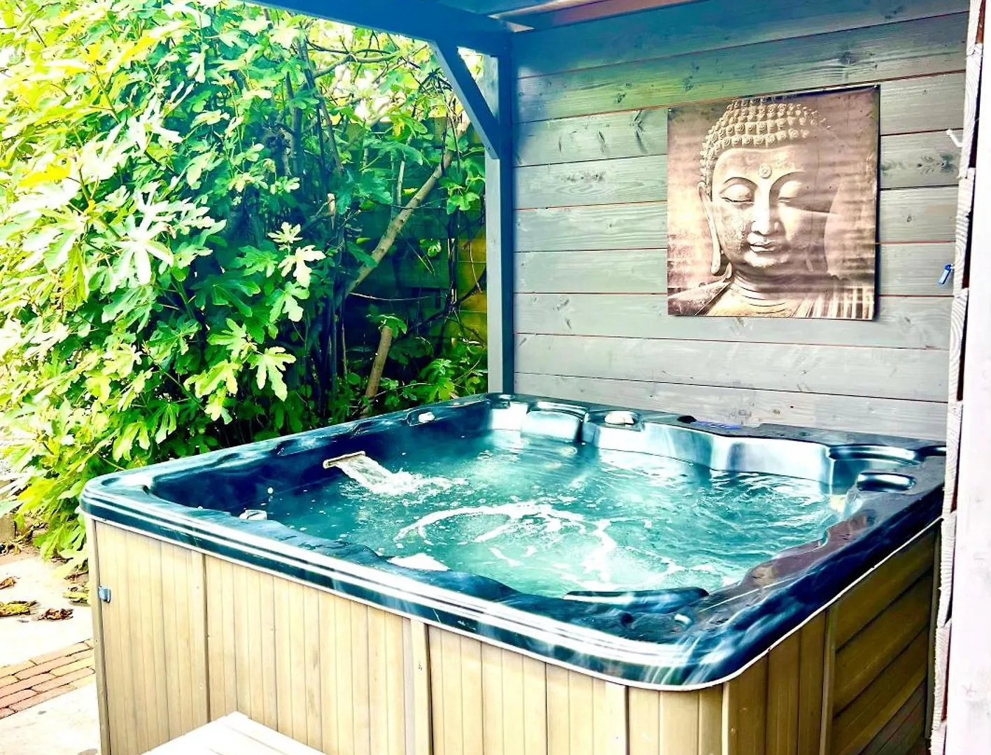 Chalet Buddha Style Family House & Jacuzzi & Sauna Near Amsterdam Vijfhuizen